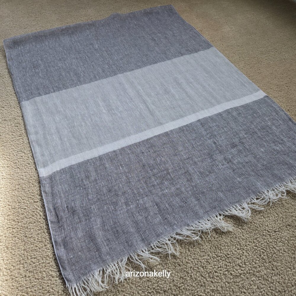 NWOT Italian Linen Scarf Grey and White PERFECT - Picture 5 of 12